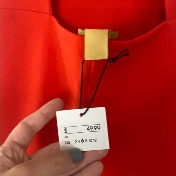 H&M backless dress! - Picture 5 of 7